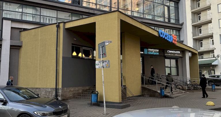 Кофейня в оживленном бизнес-центре