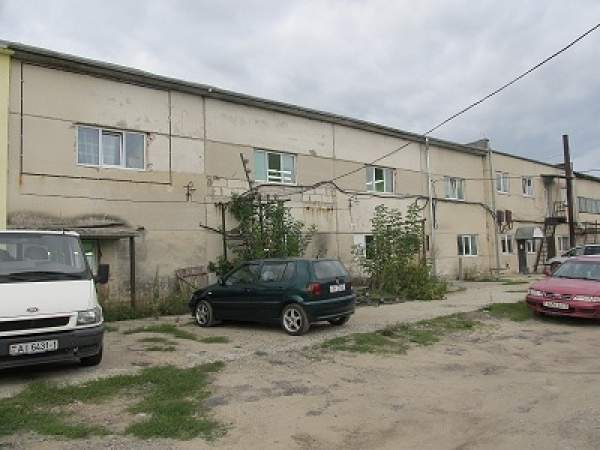 Продается здание с хранилищем